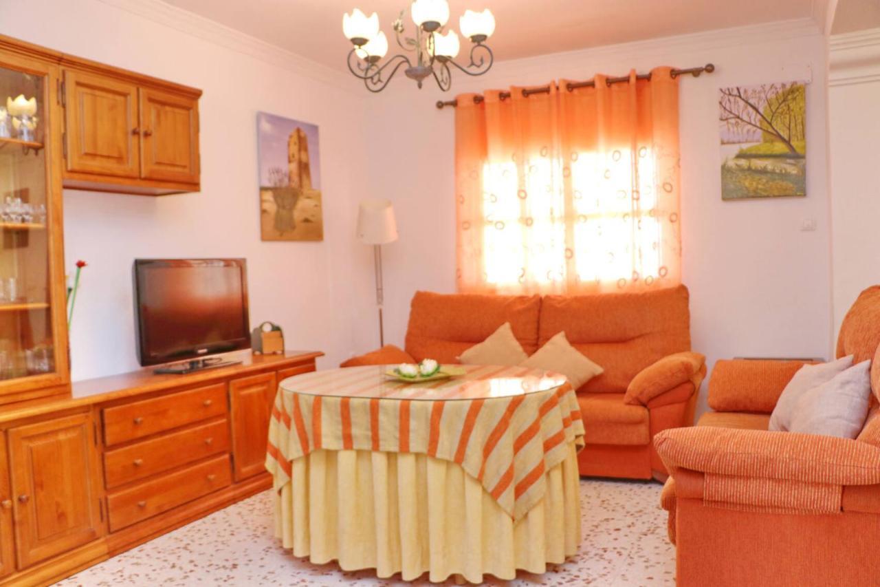 Apartamento Cortes Конил-де-ла-Фронтера Екстериор снимка