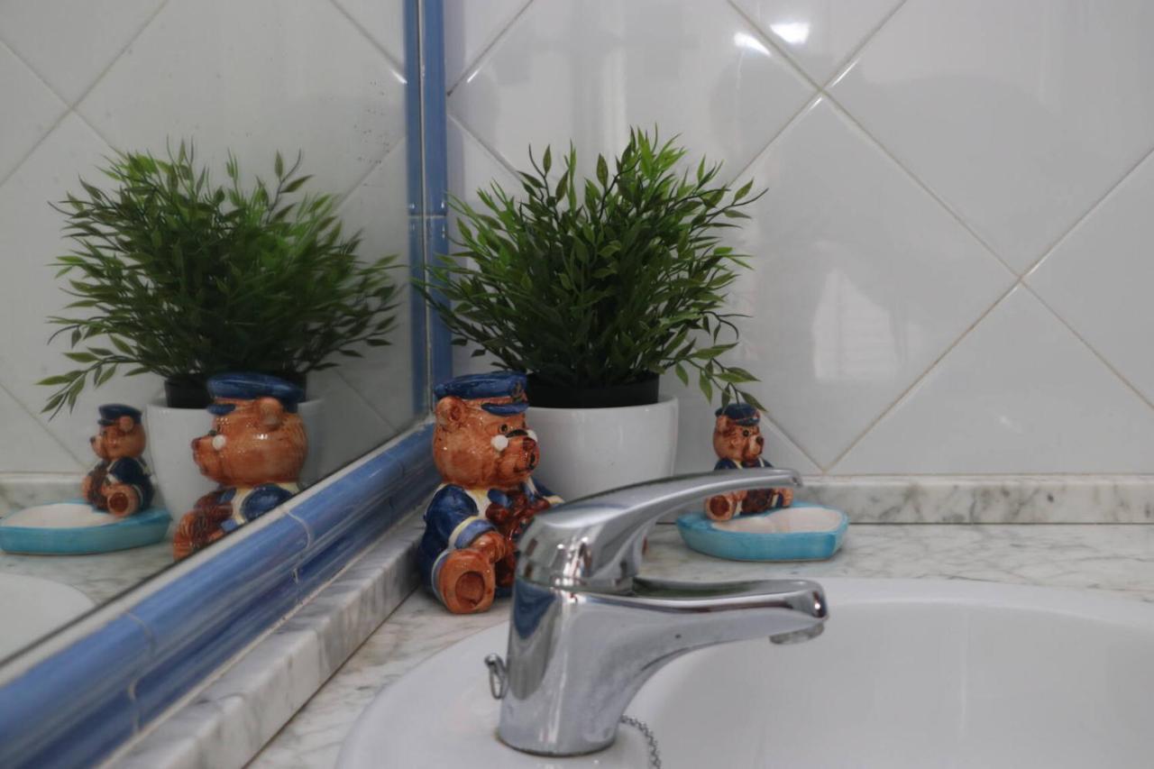Apartamento Cortes Конил-де-ла-Фронтера Екстериор снимка