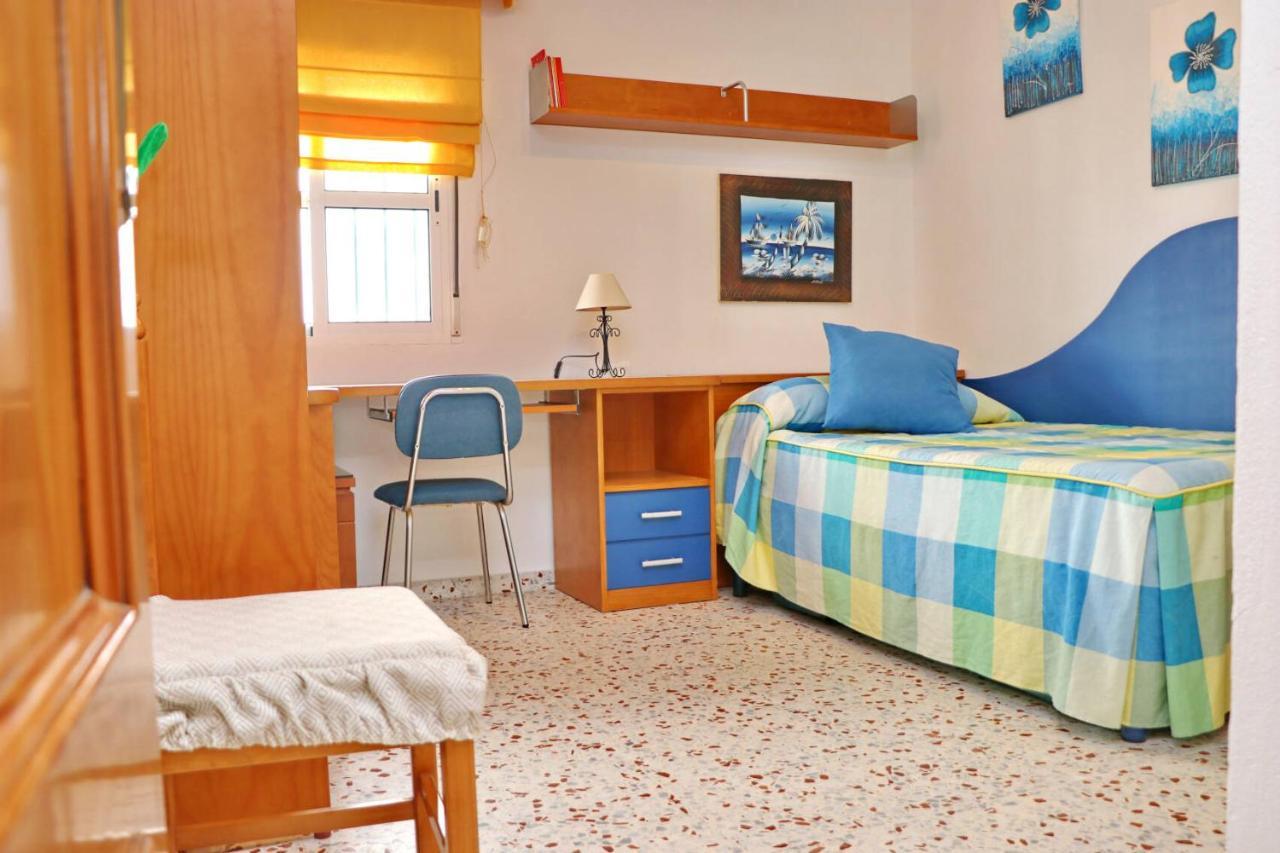 Apartamento Cortes Конил-де-ла-Фронтера Екстериор снимка