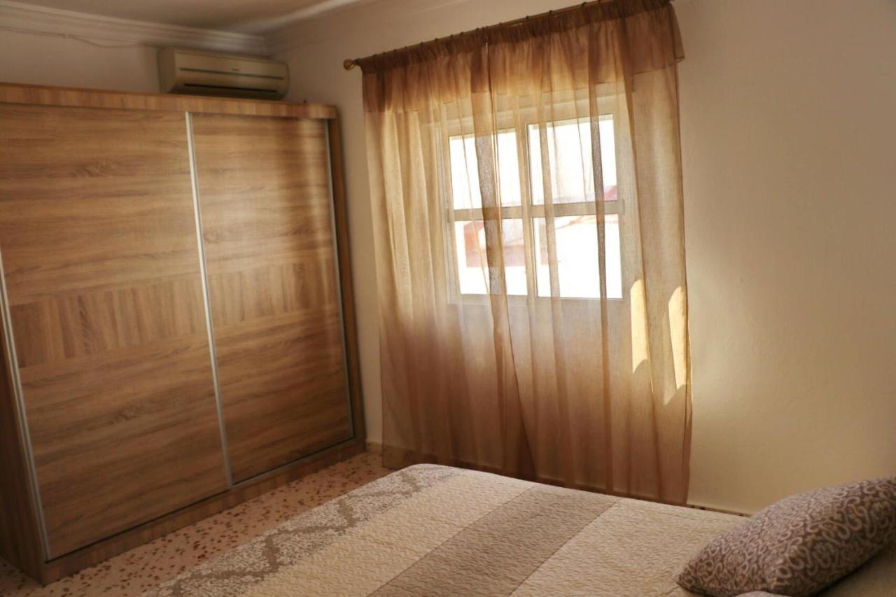 Apartamento Cortes Конил-де-ла-Фронтера Екстериор снимка