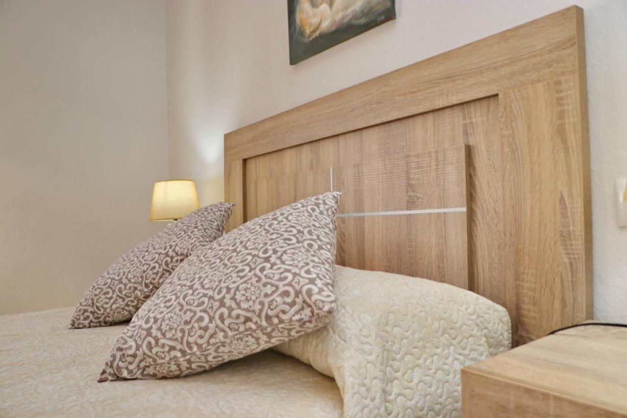 Apartamento Cortes Конил-де-ла-Фронтера Екстериор снимка